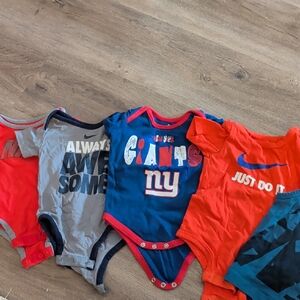 Nike Kids Bodysuit Set various Sizes - Red, Gray, Blue